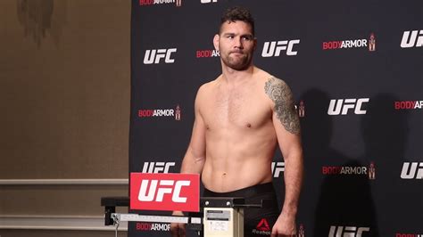 Chris weidman betting odds history. Chris Weidman makes weight for light heavyweight debut ...