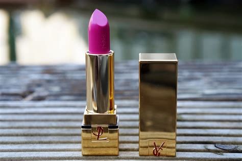 Yves Saint Laurent Rouge Pur Couture 19 Fuchsia Fuchsia Pink Beautyill