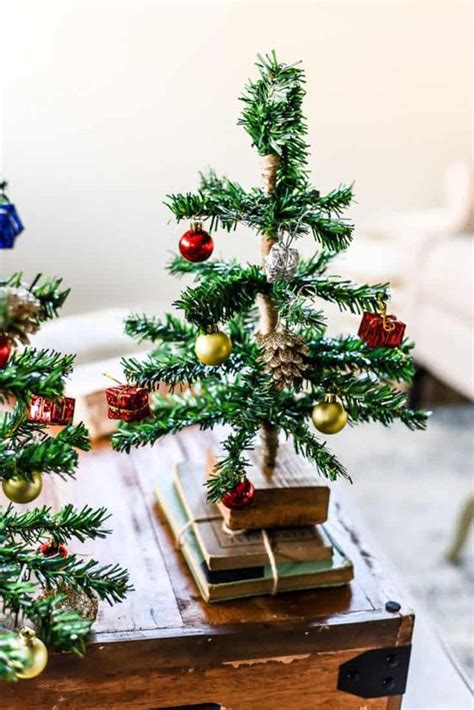 10 Best Small Christmas Tree Ideas To Welcome Holiday