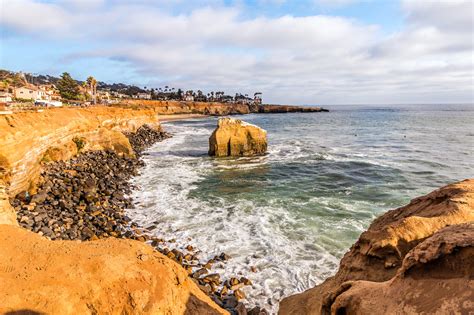 Sunset Cliffs National Park In San Diego A Famous Coastline With Great Sunsets And Rock