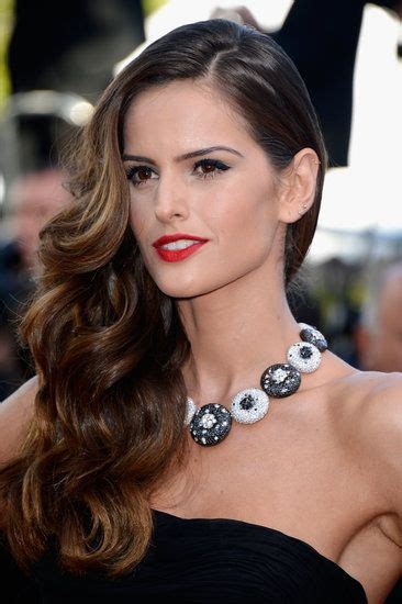 14 Idea For Long Hair Red Carpet Hairstyles Pics