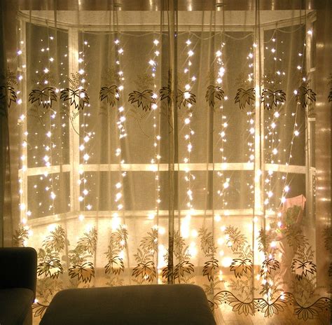 Lebefe 984ft X 984ft 300 Led Icicle Curtain Lights