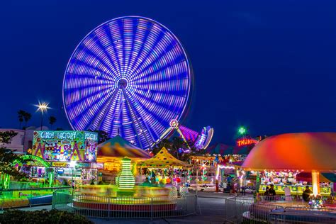 An Amusement Park At Night · Free Stock Photo