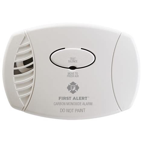 Like other carbon monoxide detectors, it comes with a test button and led. Carbon Monoxide Plug-In Alarm with Battery Backup | CO605