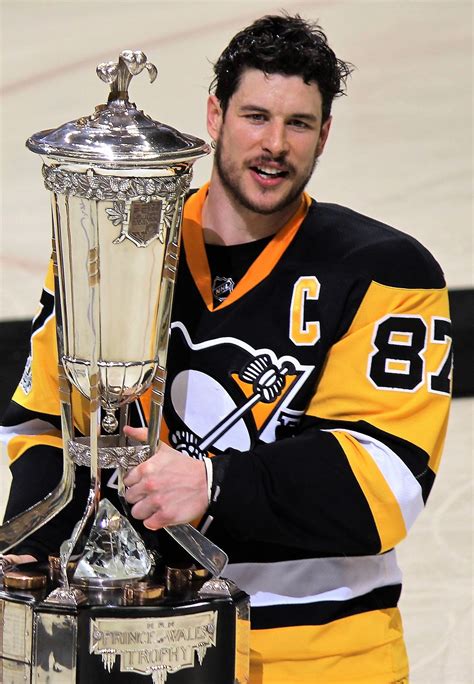 World junior crosby kept going from there, in 2007 winning the n.h.l. Sidney Crosby - Wikipédia