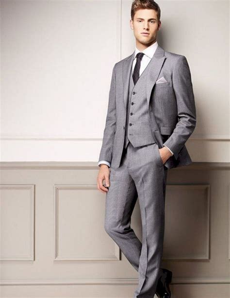 Elegant Light Grey Groomsmen Suits That You Will Looks More Handsome Groom Suit Wedding