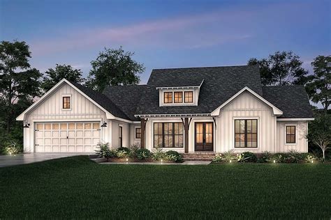 Traditional Style House Plan 80817 With 3 Bed 3 Bath 2 Car Garage