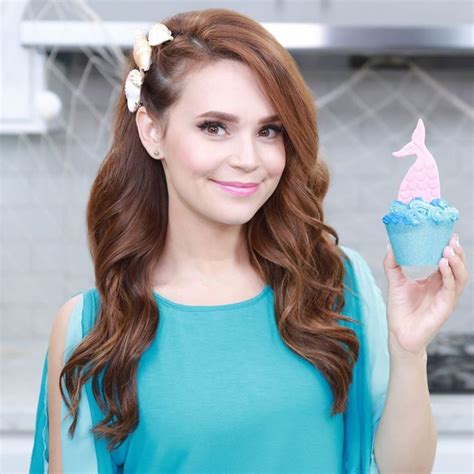 Rosanna Pansino On Instagram “loved Making These Mermaid Salted Caramel Cupcakes ” Nerdy