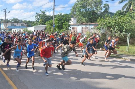 Los juegos recreativos son actividades grupales que realiza un grupo para divertirse. Juegos recreativos