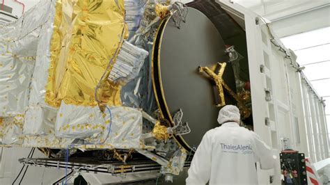 Thales Alenia Space Perakitan Satelit Telkom Beres Siap Meluncur Di