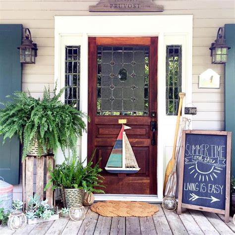 These gorgeous prints are perfect for framing and putting up on your wall and bonus they are all free to print! Cottage Farmhouse Features From #foxhollowfridayfavs