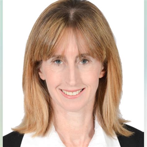 Robyn Holwill Senior Legal Advisor Sygnia Asset Management Linkedin