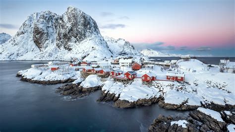 어촌 마을 산 겨울 노르웨이 북유럽 5k시사