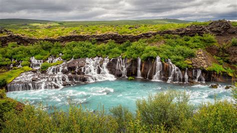 Hraunfossar Hraunfossar Waterfall In Iceland Mit Bildern