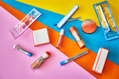 Tiktok Star Addison Rae Launches Makeup Brand Item Beauty — Interview Allure