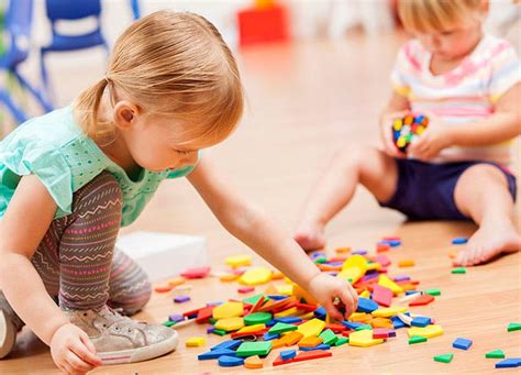 Ropa de bebés y niños. 6 Types of Play to Help Your Child Learn and Grow - PureWow