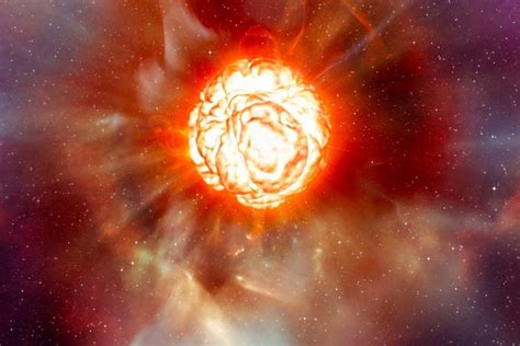 Red Supergiant Stars Get Dimmer Before They Explode Physics World