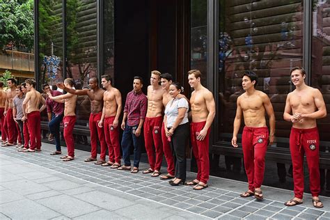 hot hot hot shirtless male models at abercrombie and fitch singapore [pictures]