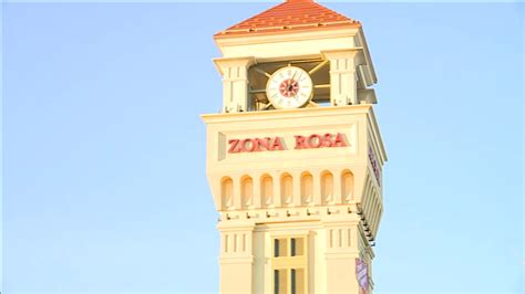 Zona Rosa Shopping Center Facing Financial Trouble After Failing To