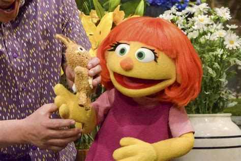 Julia Sesame Streets First Muppet With Autism To Make Her Debut Mom S Choice Awards