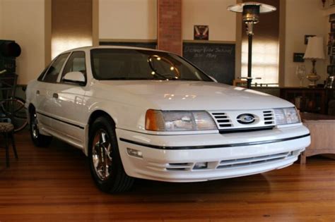 1990 Ford Taurus Sho Survivor Low Miles Immaculate Condition All