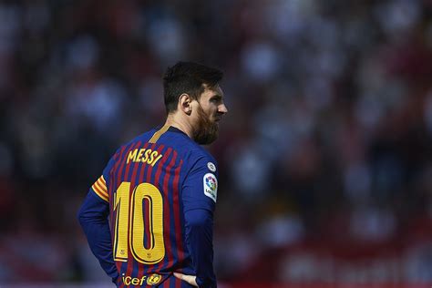 Barcelona Legend Lionel Messi Finally Names Ronaldo As Best Striker In