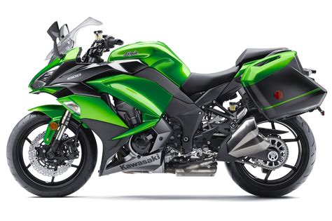 The kawasaki ninja 1000 abs is a sport touring bike that i was wanting to review for a while. 2017 Kawasaki Ninja 1000 ABS Review | 14 Fast Facts