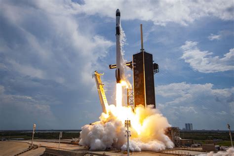 10 Years Ago Today Spacexs Falcon 9 Blasted Off For The First Time