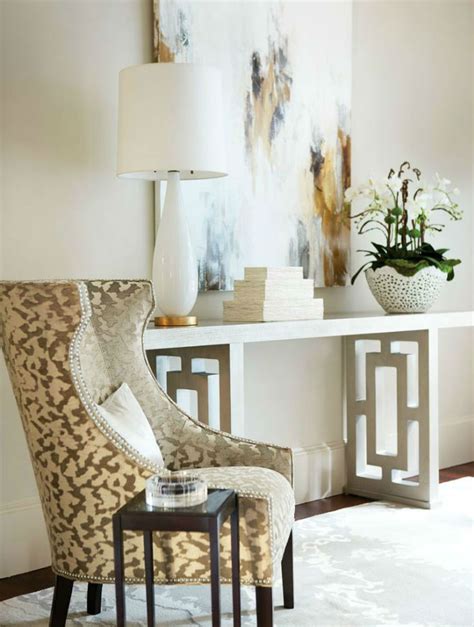 10 Foyer Decorating Ideas With Modern Chairs