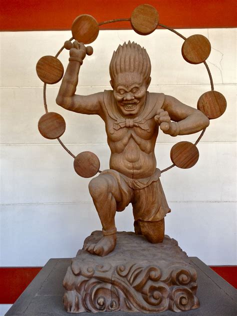 Raijin The Shinto Kami Of Thunder At The Buddhist Temp Flickr