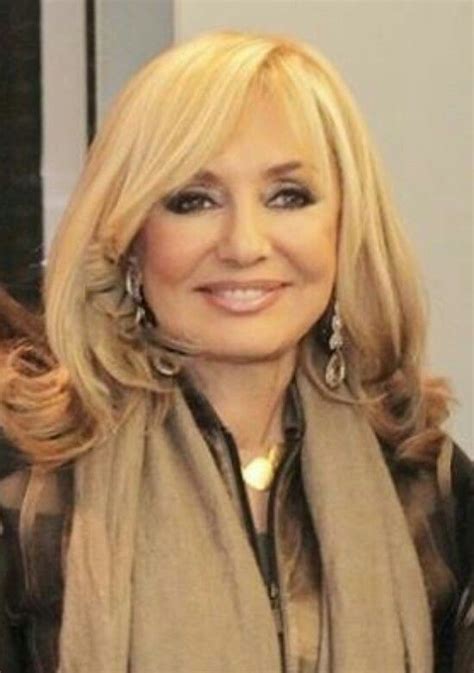 Googoosh Persian People Legendary Singers Celebrities