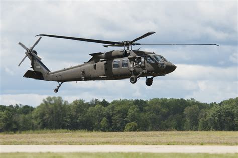 Fila Us Army Uh 60m Black Hawk Helicopter Assigned To The 3rd