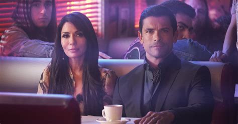 Mark Consuelos As Hiram Lodge Marisol Nichols As Hermione Lodge