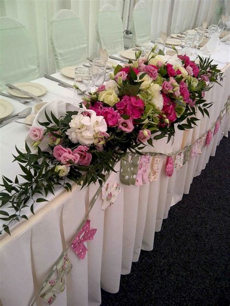 Awesome 25 Awesome Wedding Party Decoration Ideas With Coral Flower