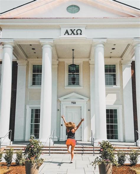 12 Sorority Recruitment Outfits That Will Impress Any Pnm Society19