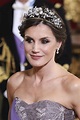 El look de gala más espectacular de la reina Letizia de España | People ...