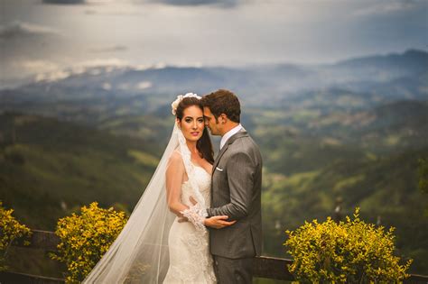 Canon 50mm 1.4 wedding photography. nikon 58mm 1.4 review // in depth lens - Washington DC Wedding Photographers Sam Hurd