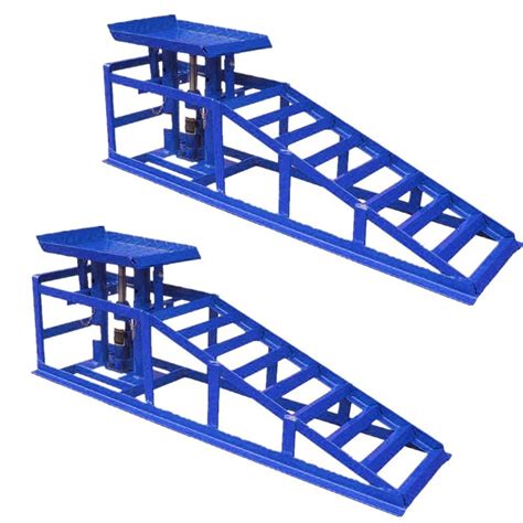 Buy Mctech Metal Vehicle Car Ramps With 2 Ton Hydraulic Jack Lift Car