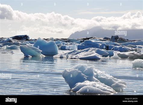 Blue Cold Iceland Glacier Floe Iceberg Blue Eco Cold Reflection Habitat