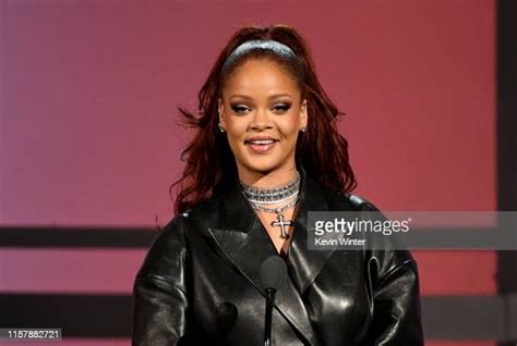 Rihanna At Bet Awards Photos And Premium High Res Pictures Getty Images