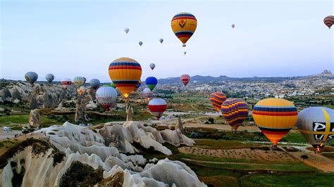 Hot Air Ballooning In Turkeys Cappadocia Region Last Month Rtravel