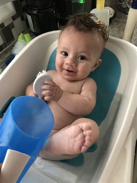 During the 4 month fussy phase, both you and your baby are likely exhausted so extra snuggles, cuddles and soothing words go a long way. Bath time in 2020 | Bath time, Baby face, Baby