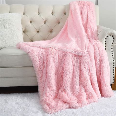 Ruihoo Faux Fur Blanket Cozy Fluffy Fuzzy Throw Blankets