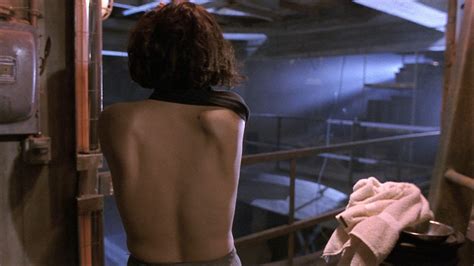 Jennifer Rubin Hot And Sexy Screamers 1995 HD 1080p BluRay