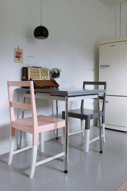 21 Painted Color Block Chairs In Graphite Grey Pink And Dove Grey For A Retro Dining Space 