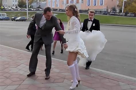 Bride Has Seriously Embarrassing Wardrobe Malfunction On Wedding Day