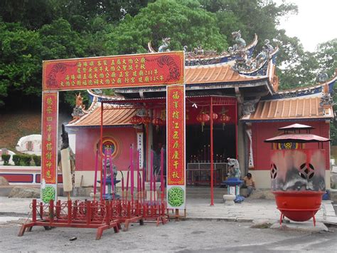 thai pak koong temple 一日游. 10 USD Journeys: Tokong in the Beach - Tanjung Tokong Beach :)