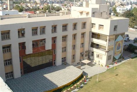 St Kabir School Surdhara Circle Drive In Road Ahmedabad Fees