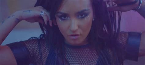 Cheat Codes No Promises Ft Demi Lovato Number1 Official Video Klip Hd Izle