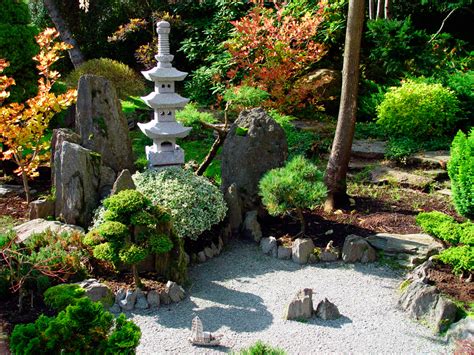 Miniature zen gardens were created originally by the japanese, and they take on significant natural and artificial elements for peace. Miniature Zen Garden For Your Desk